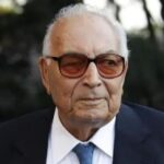 Yaşar Kemal: Anadolu’nun Büyük Anlatıcısı Hayatı ve Eserleri (1923 – 2015)