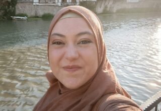 Yasemin OCAK; yazar ve şair.